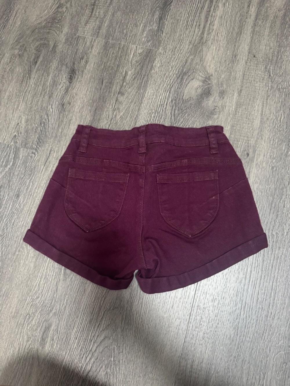 Maroon Shorts- Bluenotes - Picture 2 of 3